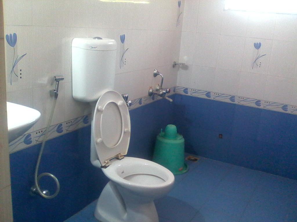 Hotel Pasuparthy Residency Tirupati Habitación foto